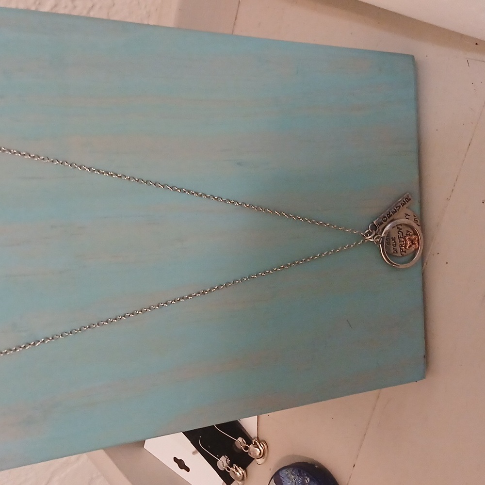 Cute neckless - Picture 4 of 4